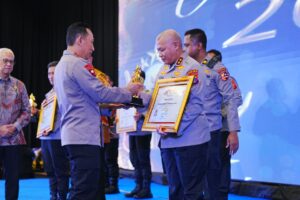 Kapolri Hadiri Kompolnas Award: Polri Tak Antikritik, Komitmen Terus Perbaiki Diri