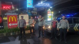 Patroli Skala Sedang Polsek Bekasi Barat Amankan Wilayah