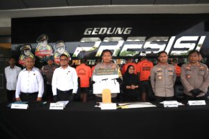 Polres Metro Bekasi Kota Ungkap Sindikat Curanmor di Indomaret Margahayu, 8 Residivis Lintas Kota Ditangkap