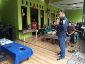 HUT ke-12 Kompas Rakyat, Polsek Bantargebang Hadiri Santunan Anak Yatim dan Buka Puasa Bersama di Cimuning