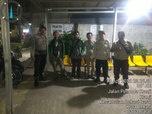Antisipasi Tawuran Polsek Bekasi Barat Patroli Mobile