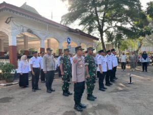 SINERGITAS TIGA PILAR, APEL GABUNGAN DILANJUTKAN RAPAT MINGGON DI KELURAHAN MUSTIKAJAYA