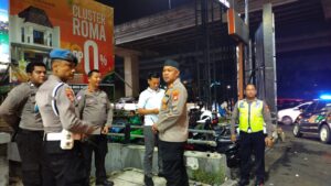 Kapolsek Bekasi Barat Pimpin Pelayanan Pengamanan Malam Takbir Idul Adha 2026