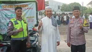 Polsek Bekasi Barat Berikan Pelayanan Pengamanan Sholat Idul Adha dan Pemotongan Hewan Qurban  Kota Bekasi