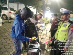 Intensifkan Patroli dan Razia Stasioner, Polsek Bekasi Barat Cegah Kejahatan Jalanan dan Tawuran