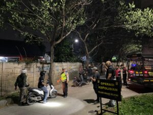 Polsek Bekasi Selatan Intensifkan Razia Stasioner Dini Hari, Perkuat Stabilitas Kamtibmas Wilayah