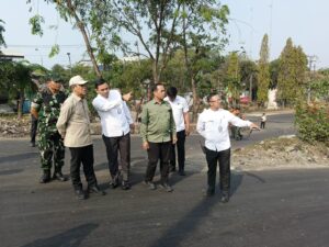 Wamenko Bidang Pangan RI Tinjau Zona Landfill Percontohan TPST Bantargebang, Kegiatan Berjalan Aman dan Kondusif