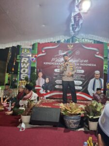 Kapolsek Bekasi Barat Hadiri Tasyakuran Malam Kemerdekaan RI Ke-81 di Bintara wa