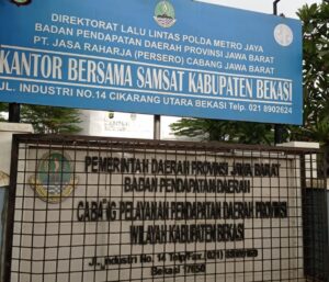 Satpas SIM Kabupaten Cikarang Polres Metro Bekasi Kabupaten Berikan Pelayanan Ramah dan Humanis kepada Masyarakat